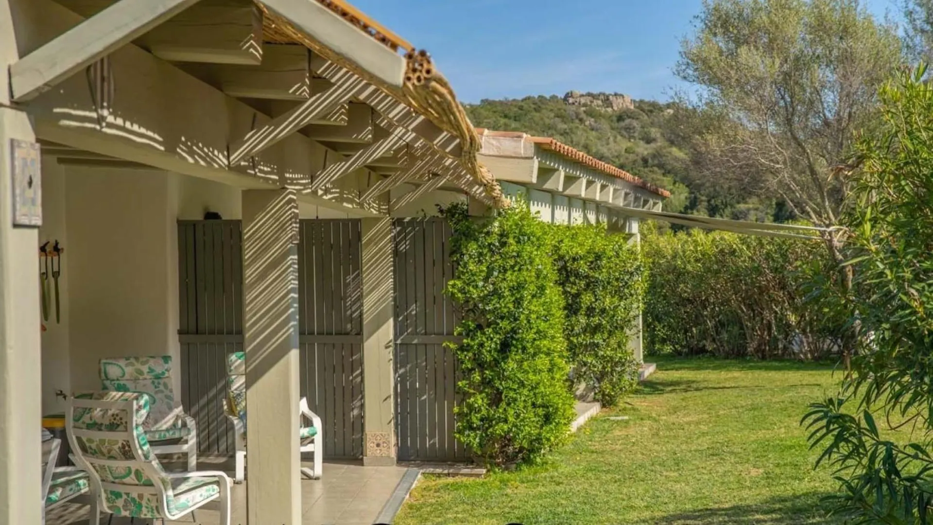 Guest house Spartaco Eco Retreat San Pantaleo Sole Ruiu